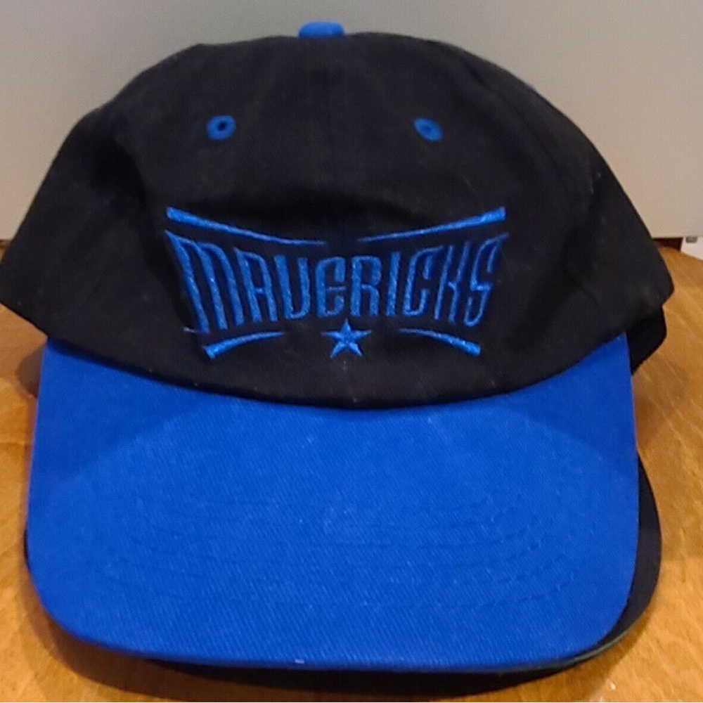 VINTAGE DALLAS MAVERICKS SPRITE ADJUSTABLE CAP!